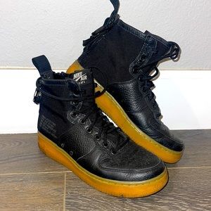 Nike Urban Utility FTWR